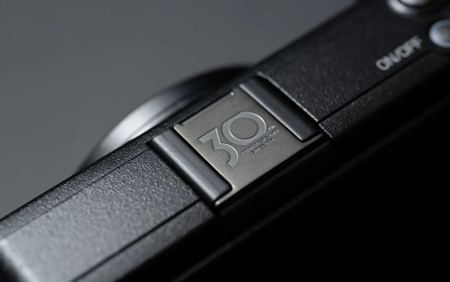 RICOH GR IV 30th Anniversary Edition Kit